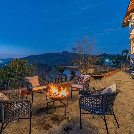 מוקטשוואר Stayvista At Amulyam Villa With Lawn & Bonfire מראה חיצוני תמונה