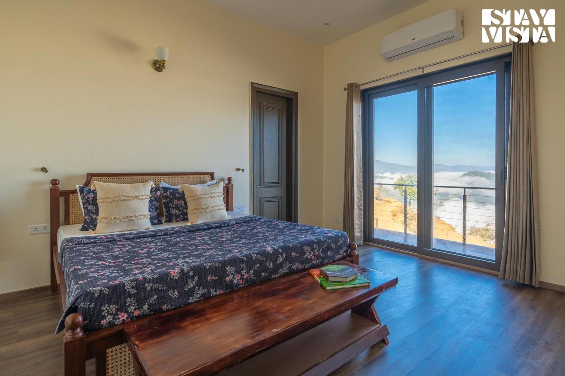מוקטשוואר Stayvista At Amulyam Villa With Lawn & Bonfire מראה חיצוני תמונה